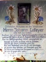 Loffeyer Johann Gedenktafel am Wegesrand